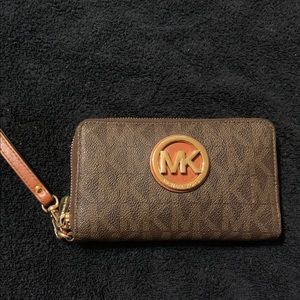 Michael Kors Wristlet